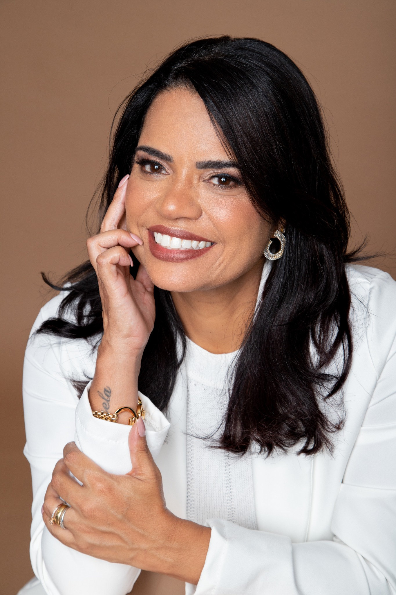 Retrato profissional de Viviane Coutinho